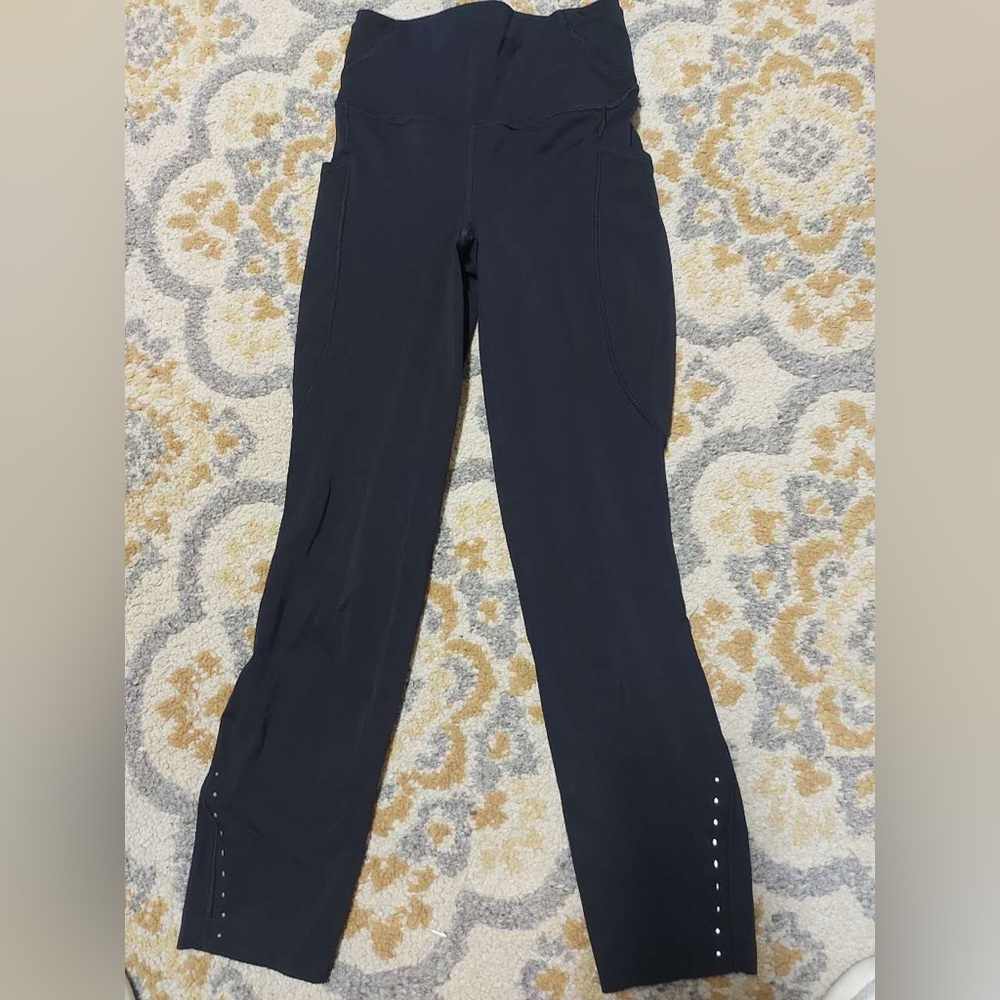 Lululemon black Swift Speed leggings